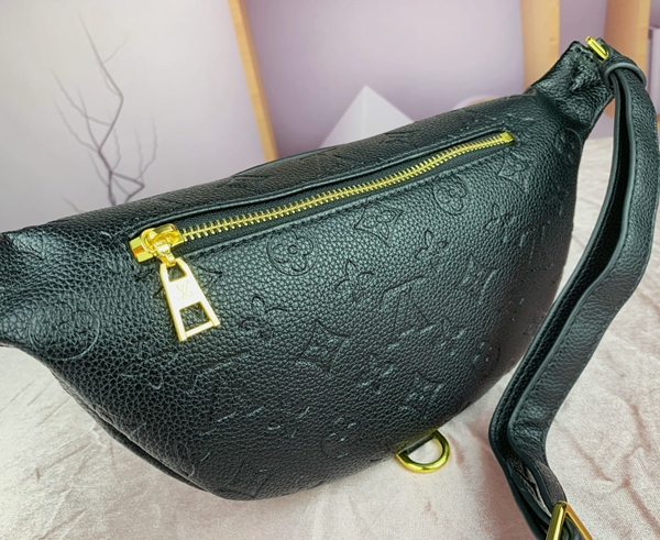 ルイヴィトンバッグ内部構造